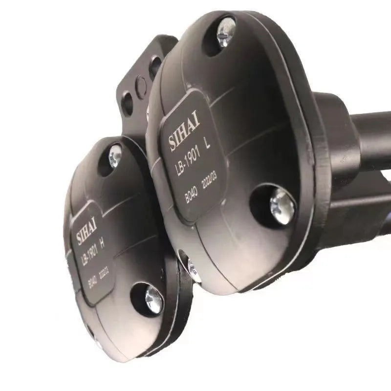Black dual trumpet air horn and compressor kit for 12V and 24V vehicle installation.