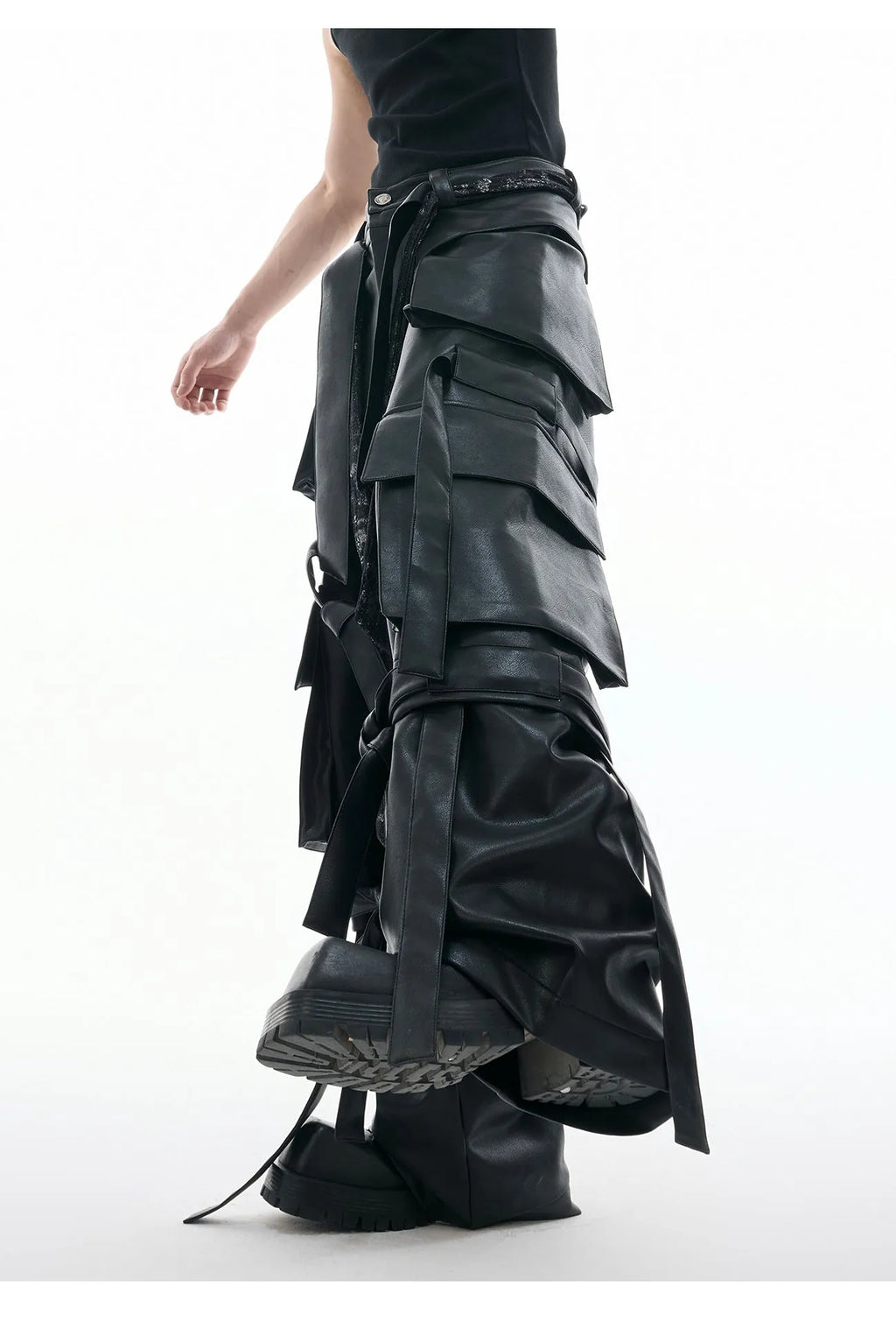 Black retro quilted trousers with multiple pockets and stitching ribbon details