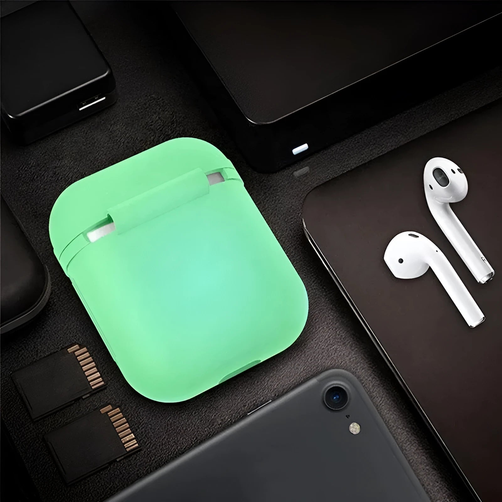 Luminous silicone flip-top protective case for AirPods wireless earphones