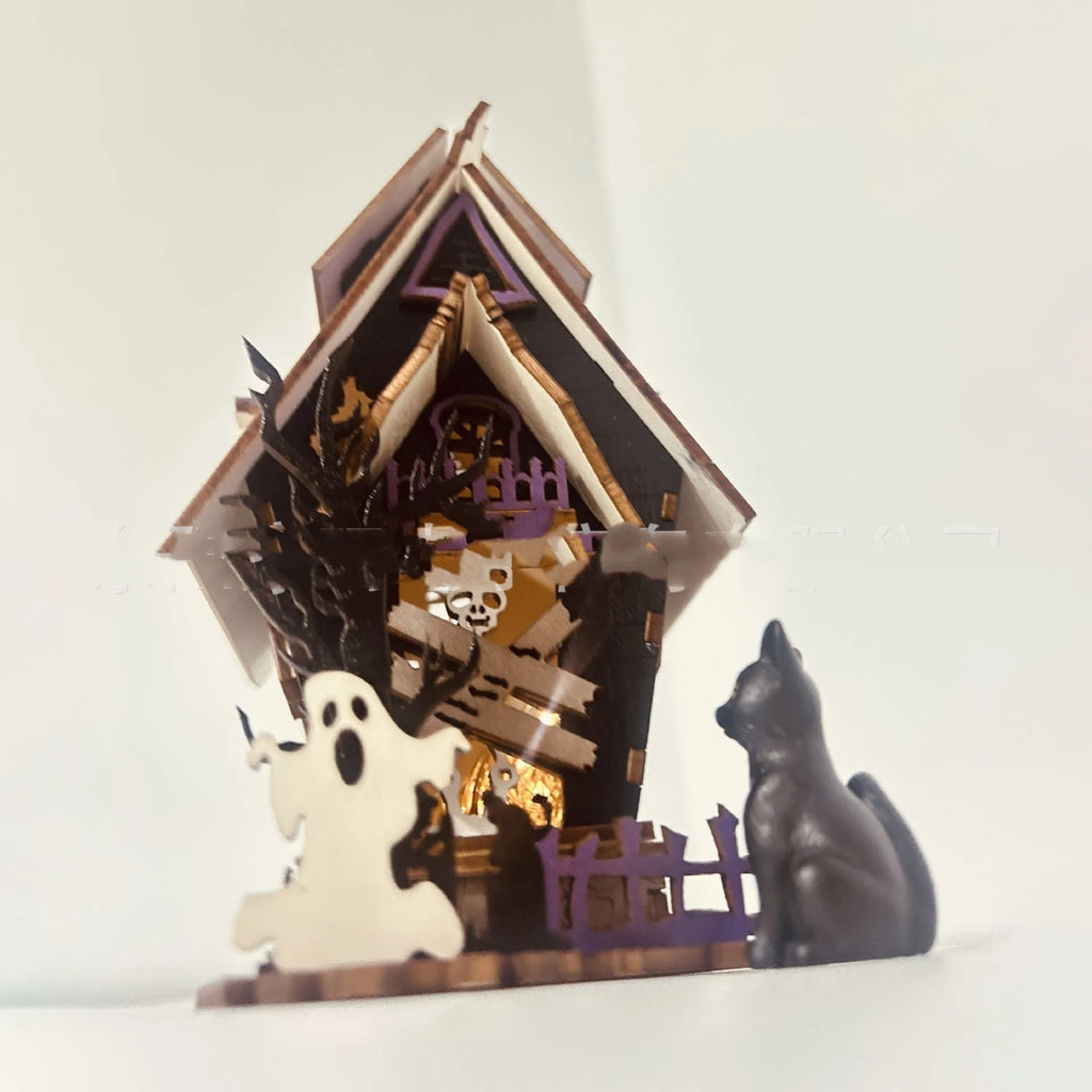 DIY wooden haunted house Halloween table decoration with glowing effect measuring 14x10.5x19cm