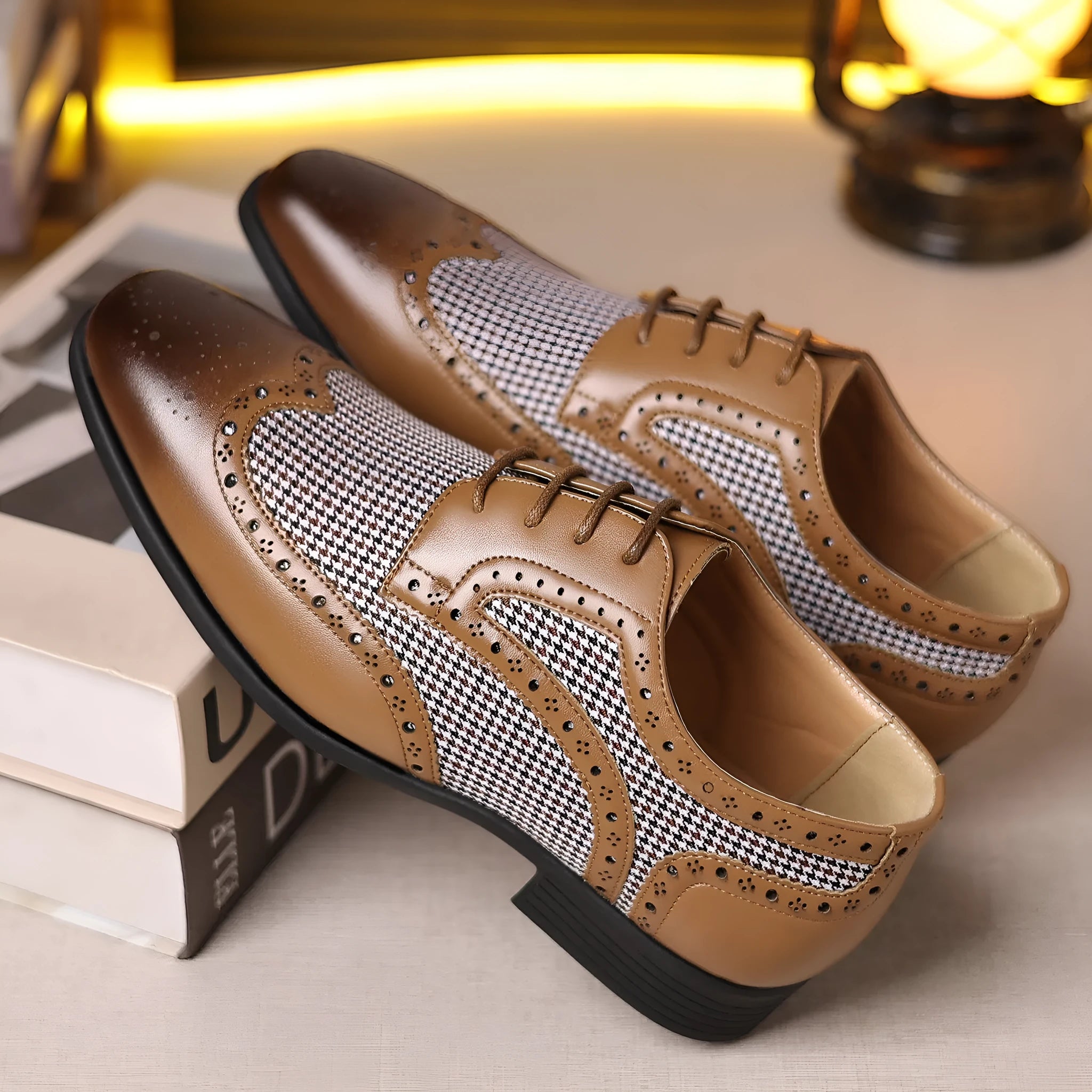 Men's casual canvas shoes with imitation houndstooth plaid pattern, square toe, and rubber sole in black, brown, wine red, and yellow