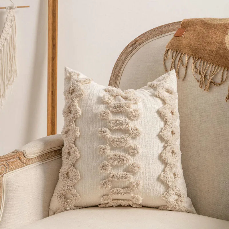 Knitted pillow cover with tassel trim and printed pattern options in 45x45cm or 30x50cm sizes