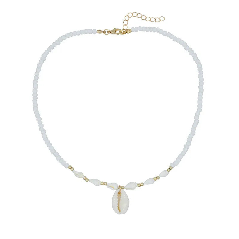 Cold Wind Design conch white bead necklace with mother pearl shellfish pendant