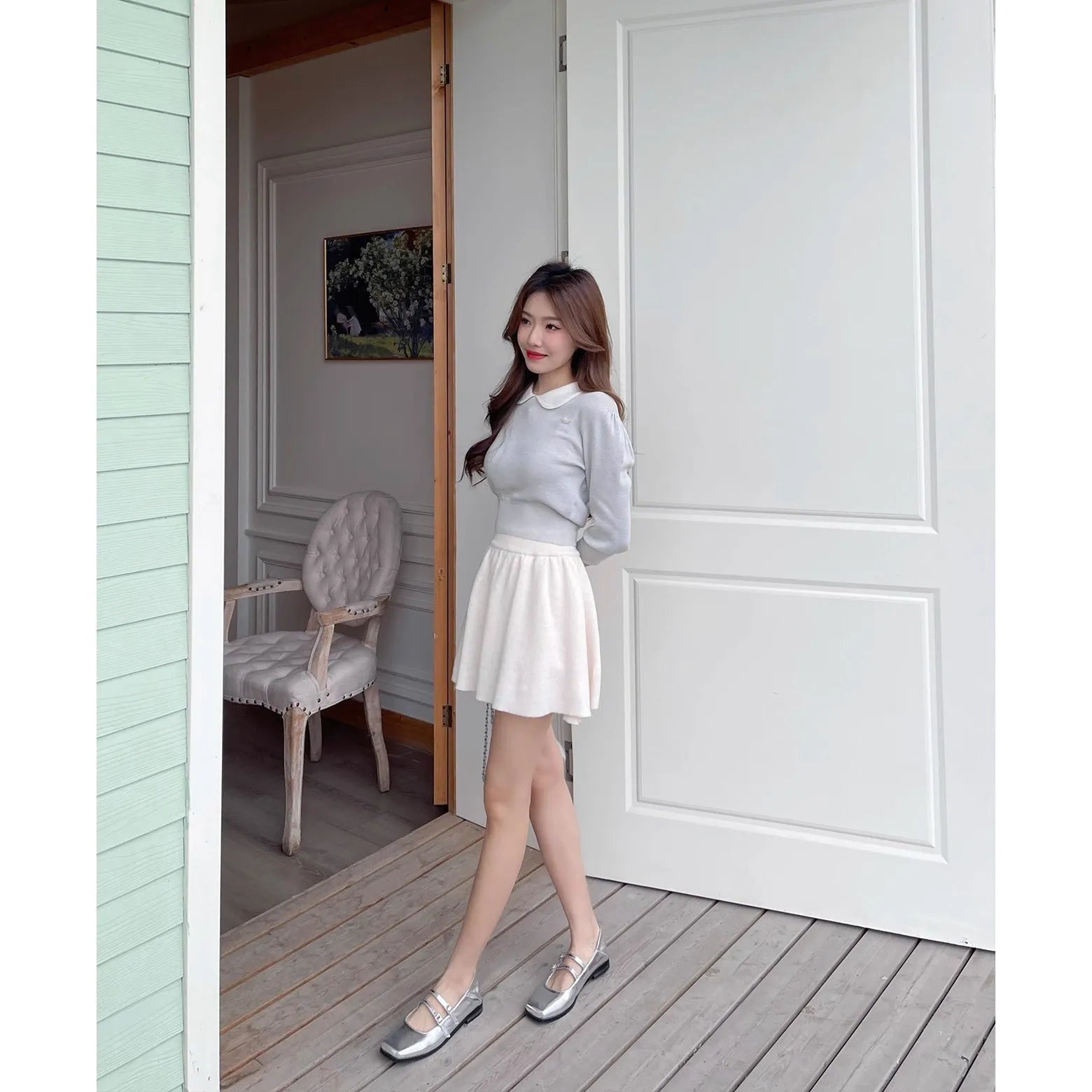 Genuine leather women's Mary Jane shoes with cross buckle strap in silver colour
