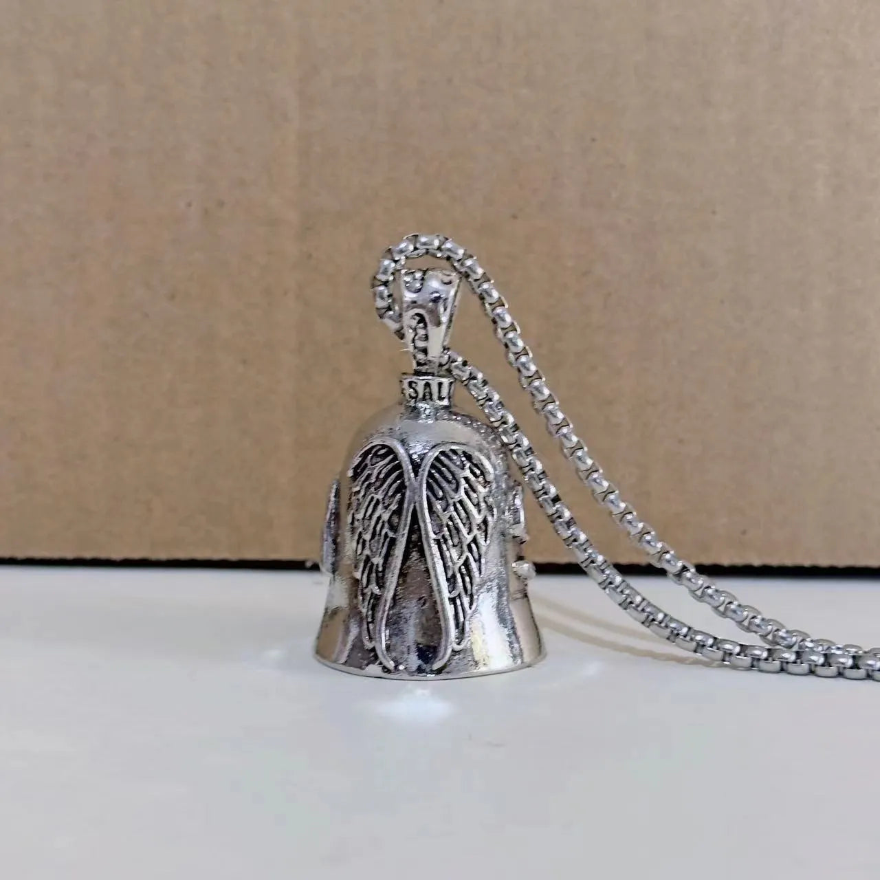 Angel feather necklace and keychain set in alloy with vintage electroplated finish