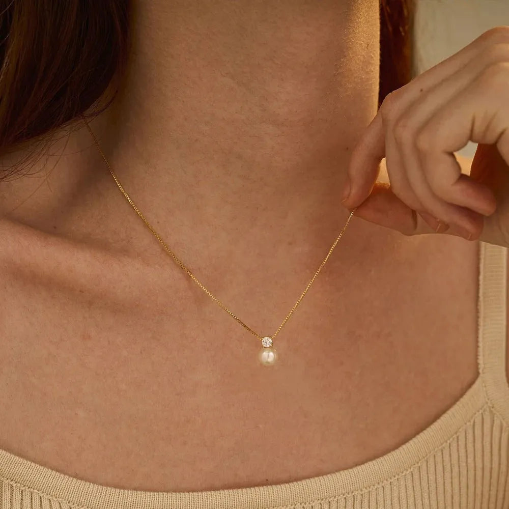 St Delan simple pearl zircon necklace for women in stainless steel with gold or steel colour options