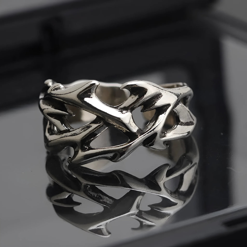 Copper adjustable ring with geometric thorn and flower design in J2150 colour