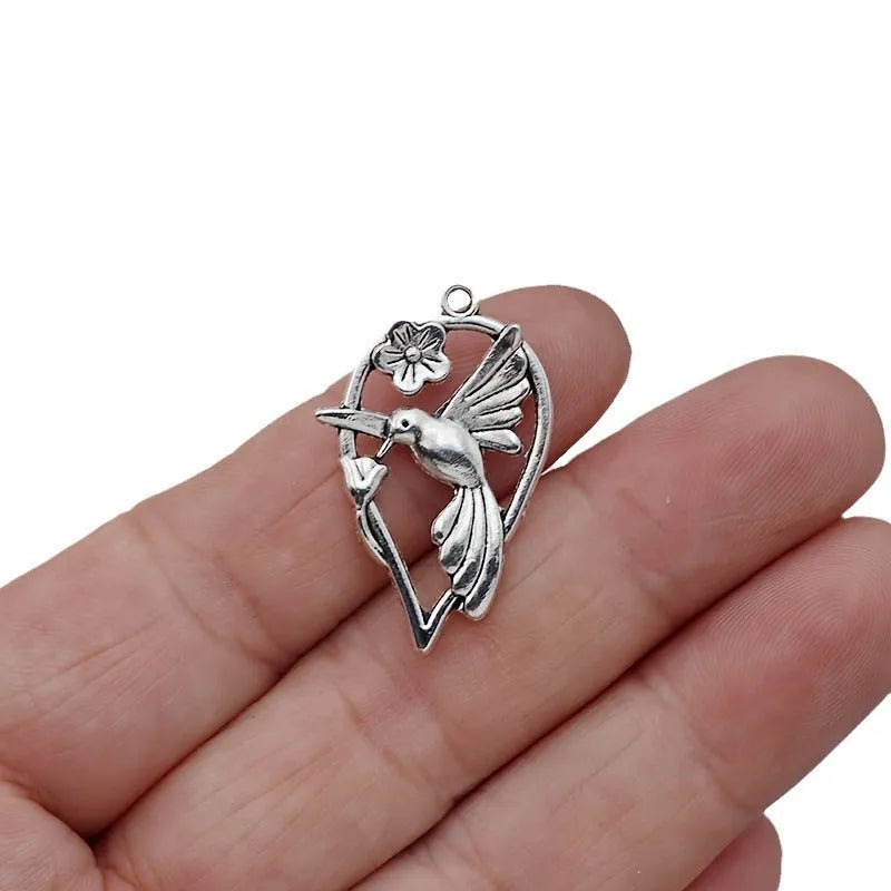 Electroplated alloy magpie bird pendant charm for DIY jewellery making