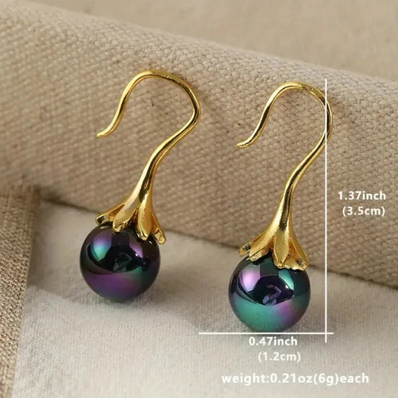 Gold-coloured retro women's earrings with electroplated finish and alloy construction