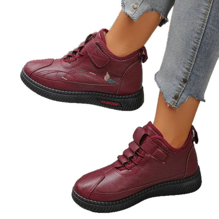 Women's black velvet cotton shoes with rubber sole and low-cut design