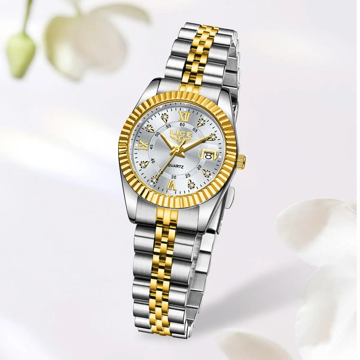 Waterproof quartz fashion watch with 10mm thickness in gold and silver colour options