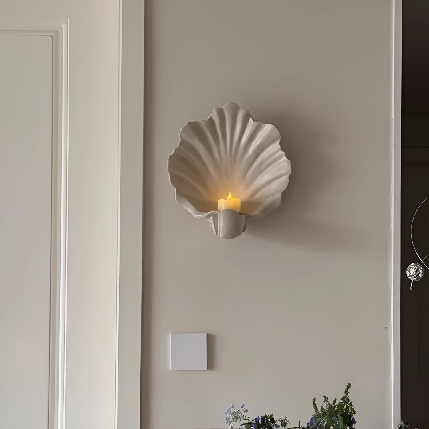 White resin simulation shell fruit plate ornament with light luxury decorative style