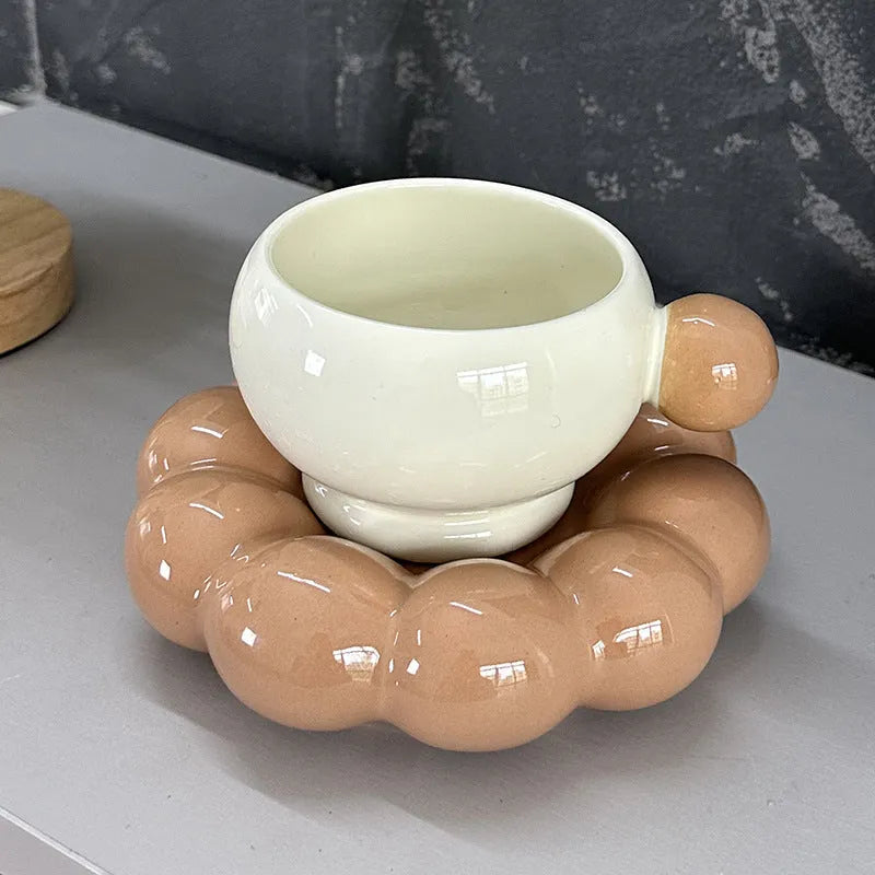Ceramic coffee set with 250ml cup and matching dish in Nordic style solid colours