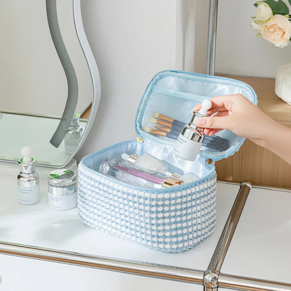 Flannelette makeup bag four-piece set in cube style with polyester material