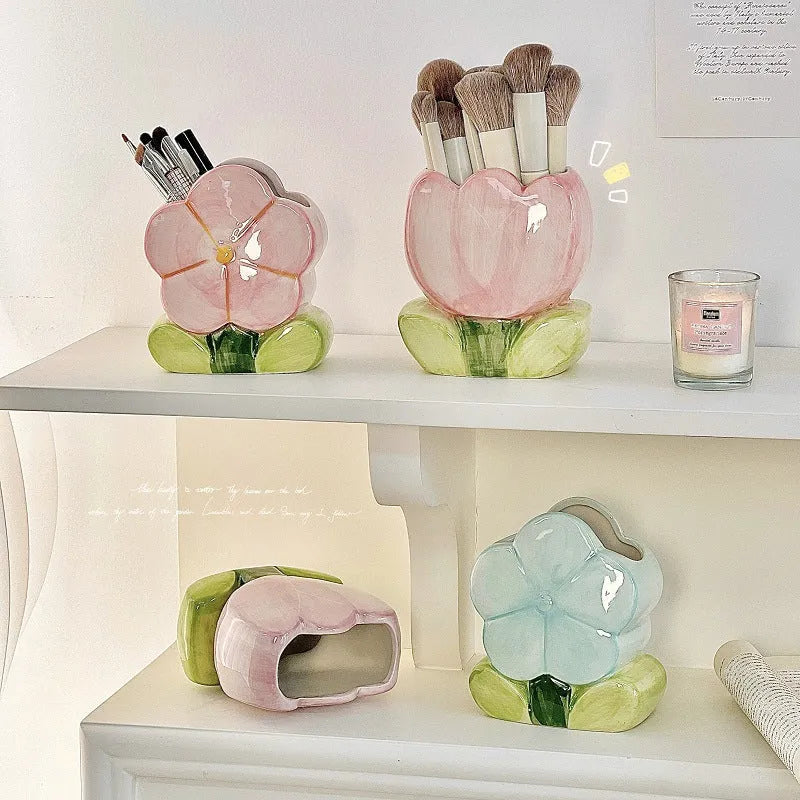 Ceramic flower pen holder storage box with floral pattern on desktop