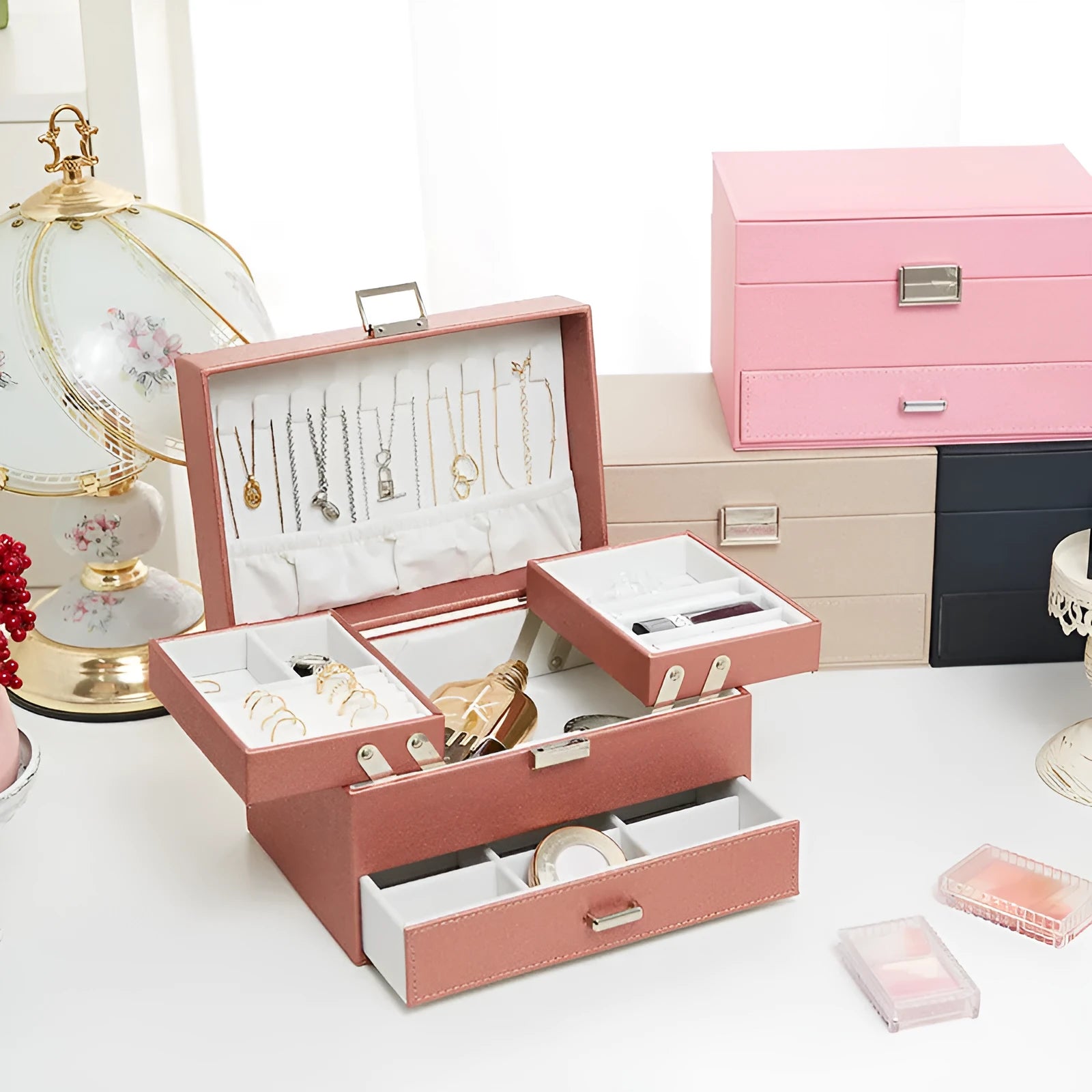 PU leather jewelry storage box in solid colour with hard construction