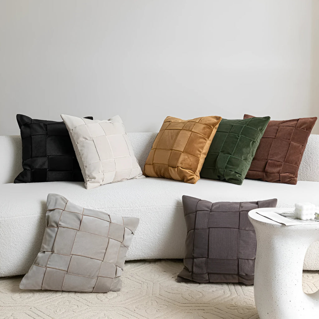 Square chenille woven cushion in 50x50cm size with feather velvet filler