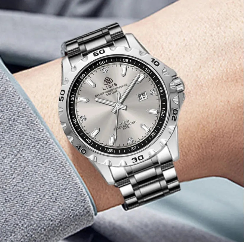Men's silver case business watch with stainless steel strap and luminous quartz movement