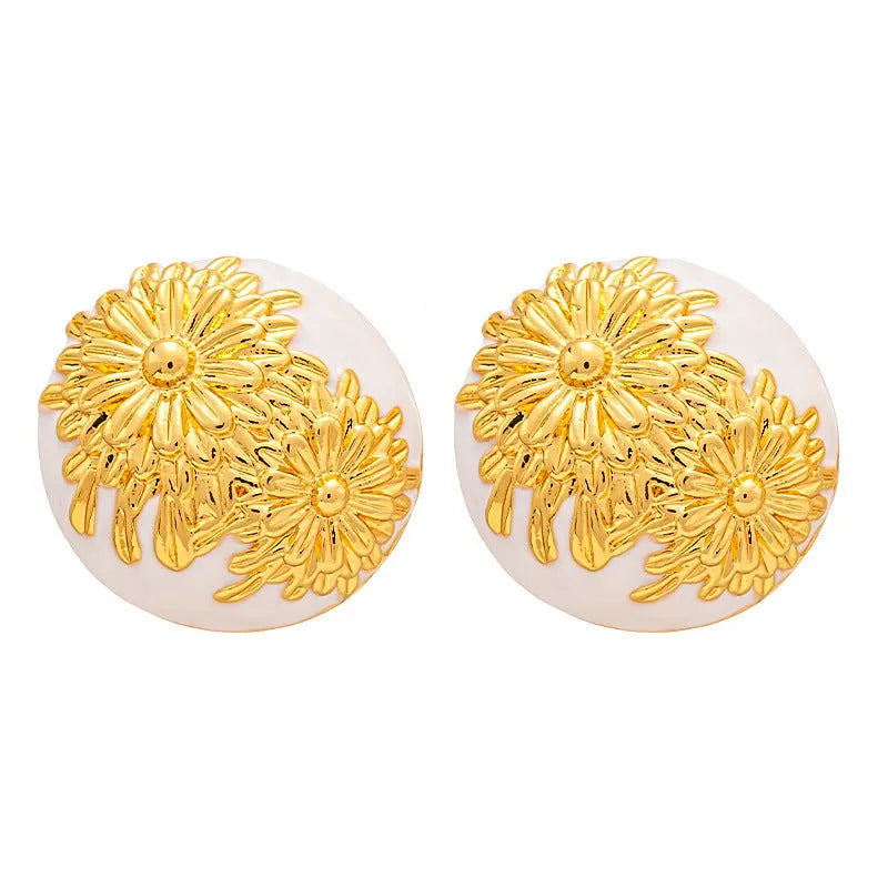 Vintage print round stud earrings with silver needle, alloy body, gold or silver printed finish, 1 pair