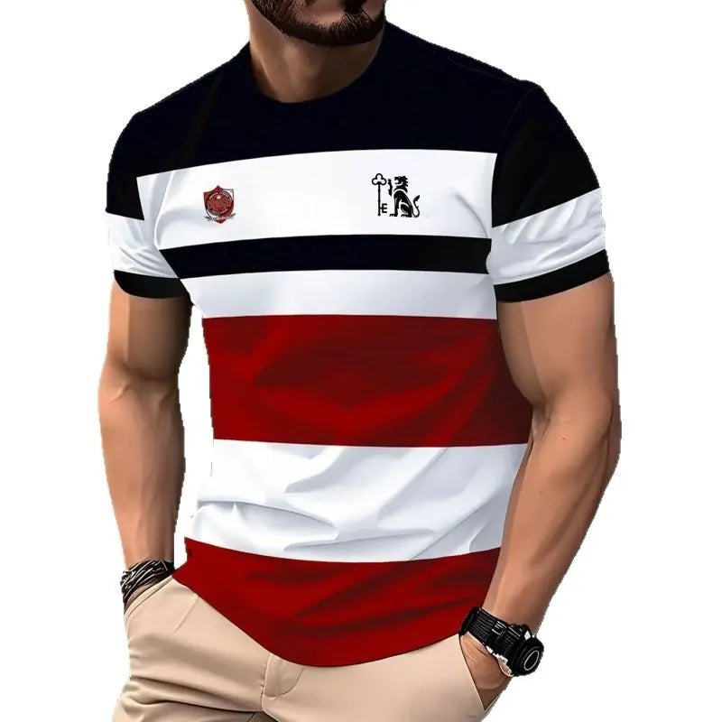 Man wearing a loose-fit short-sleeved T-shirt with a digital 3D printed striped pattern.