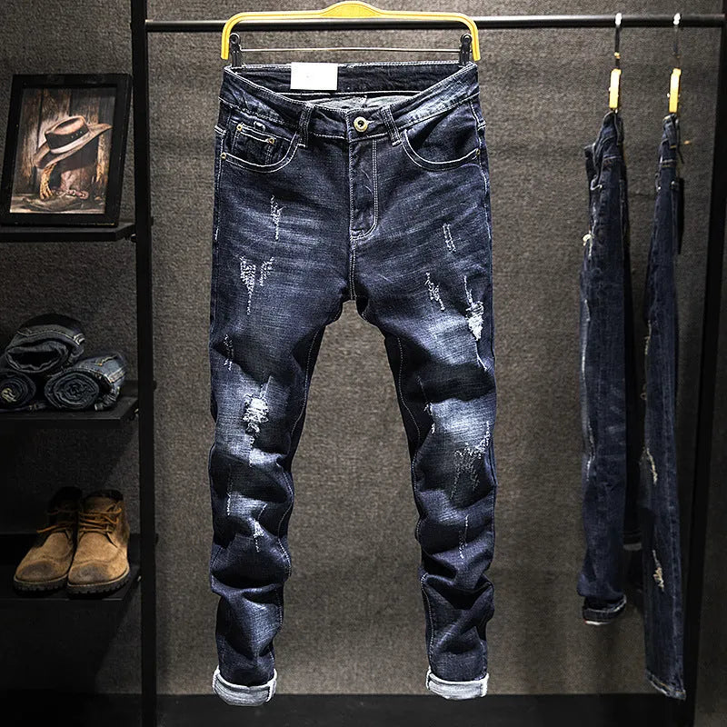 Men's slim-fitting skinny jeans in dark blue and light blue colours with micro-elastic denim fabric