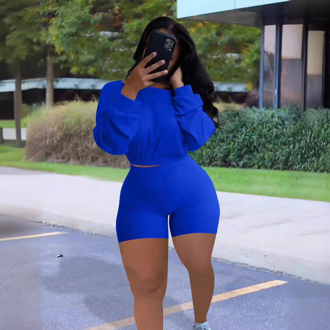 Women's off-shoulder long sleeve top and shorts two-piece set in sunken stripe solid colour pattern