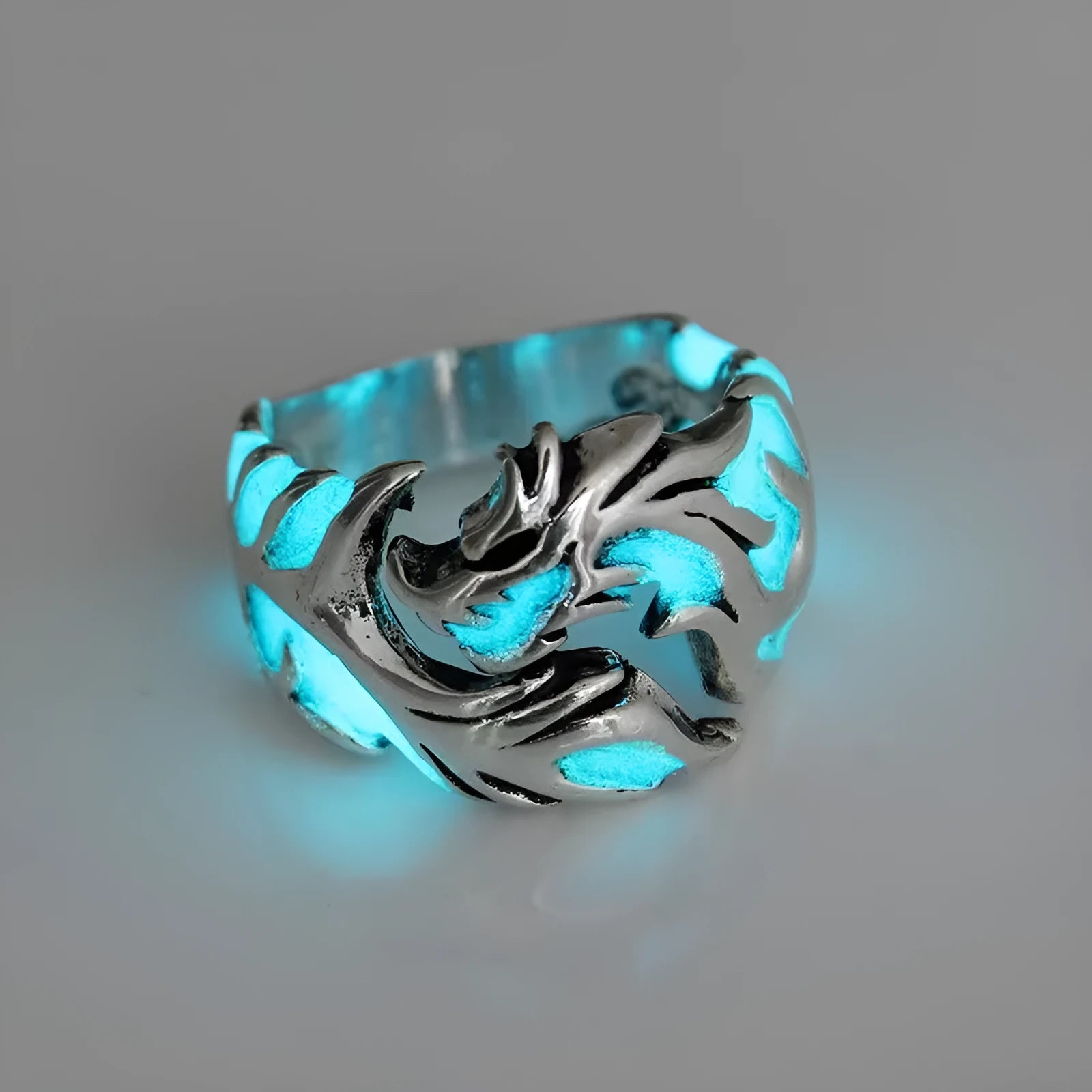 Adjustable Chinese dragon pattern ring in antique silver blue and green colours