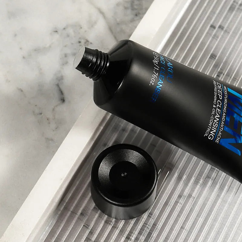 Men's foaming facial scrub cleanser 50g tube with moisturising formula