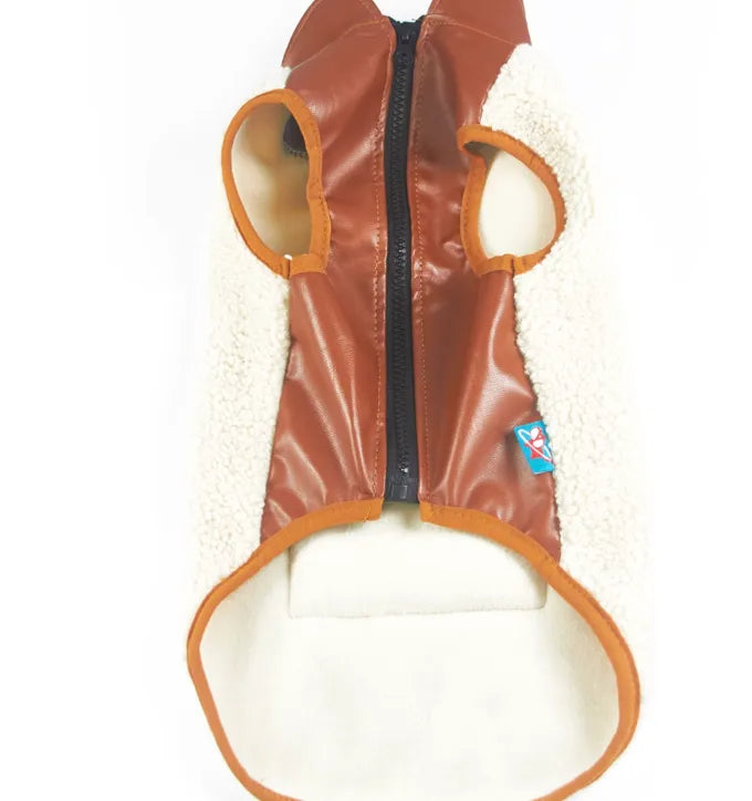 Small leather pocket pet coat for cats and dogs in lambswool and lamb fleece, black colour, side view showing pocket