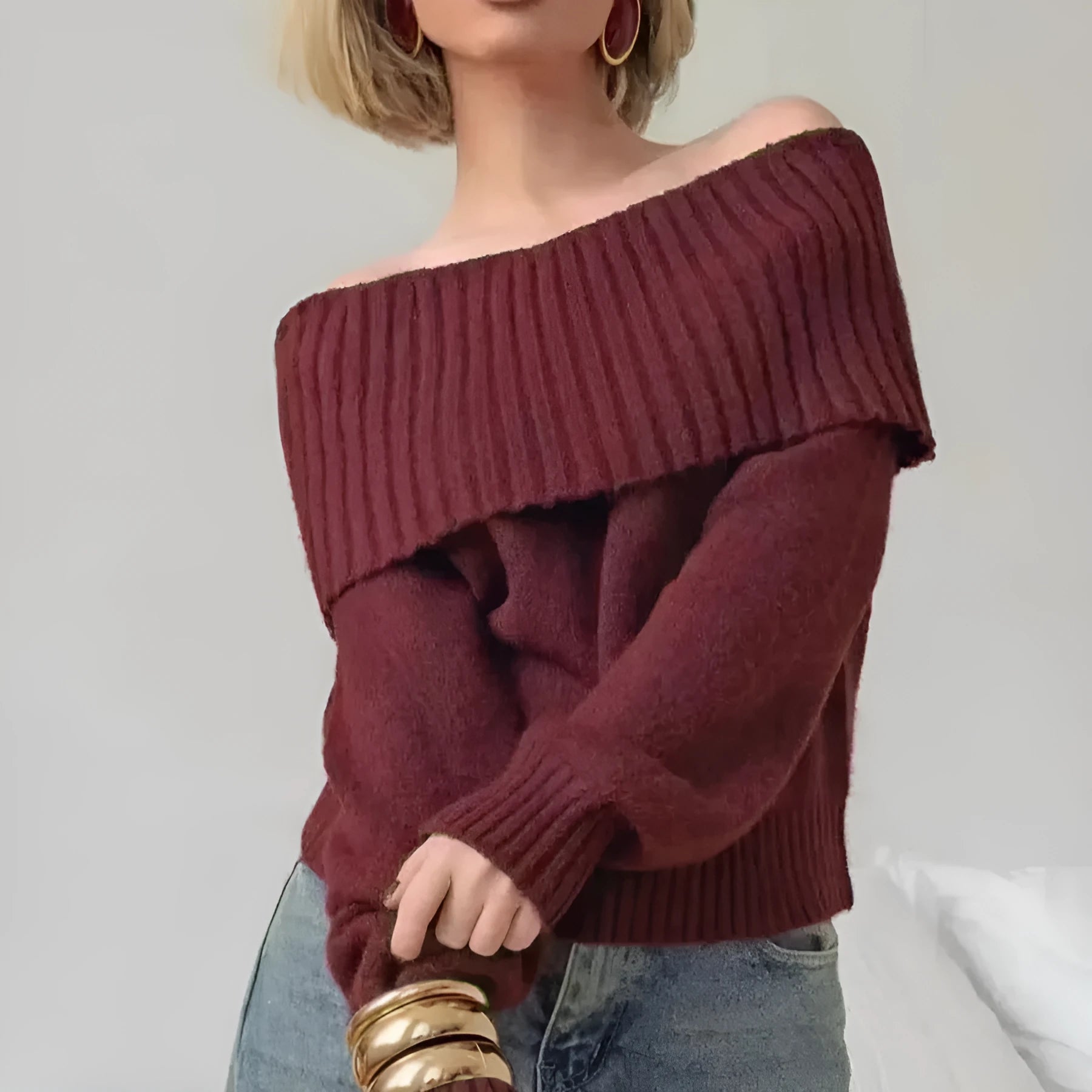 Grey strapless off-the-shoulder sweater with 3D pattern effect and regular sleeves