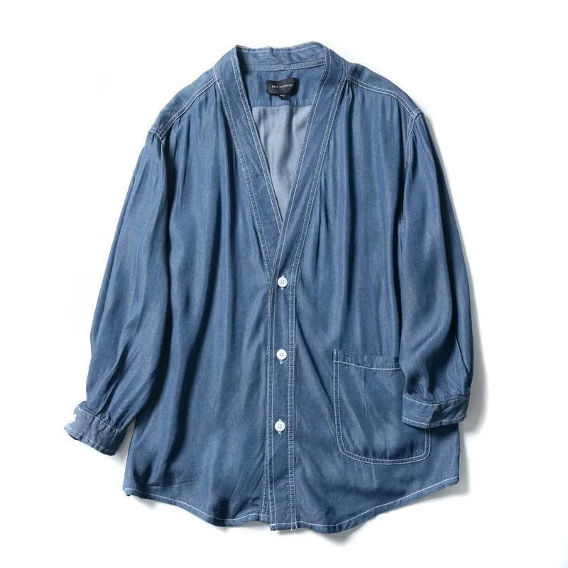 Men's loose V-neck denim coat with three-quarter sleeves in dark blue polyester