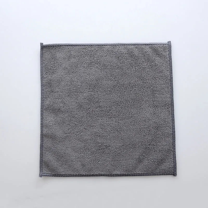 Grey square microfiber kitchen cleaning cloth for anti-oil and decontamination on pots and dishes