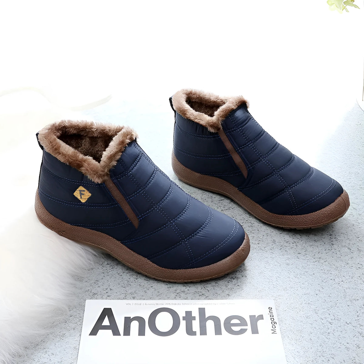 Winter men's cotton high-top shoes with fleece lining in black, suitable for hard ground