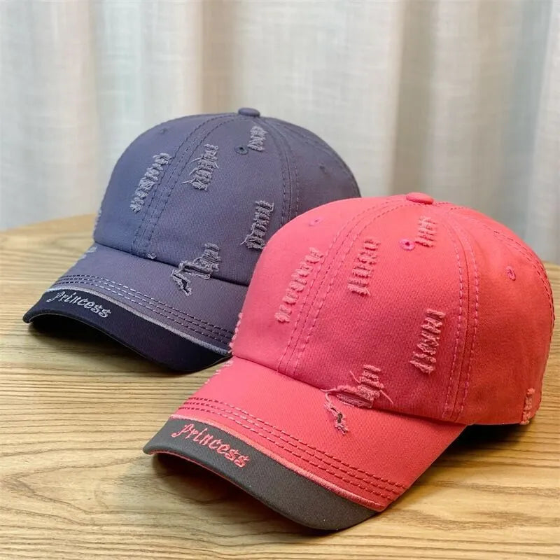 Cotton polyester double-stitching baseball cap with embroidered English letters dome crown in black