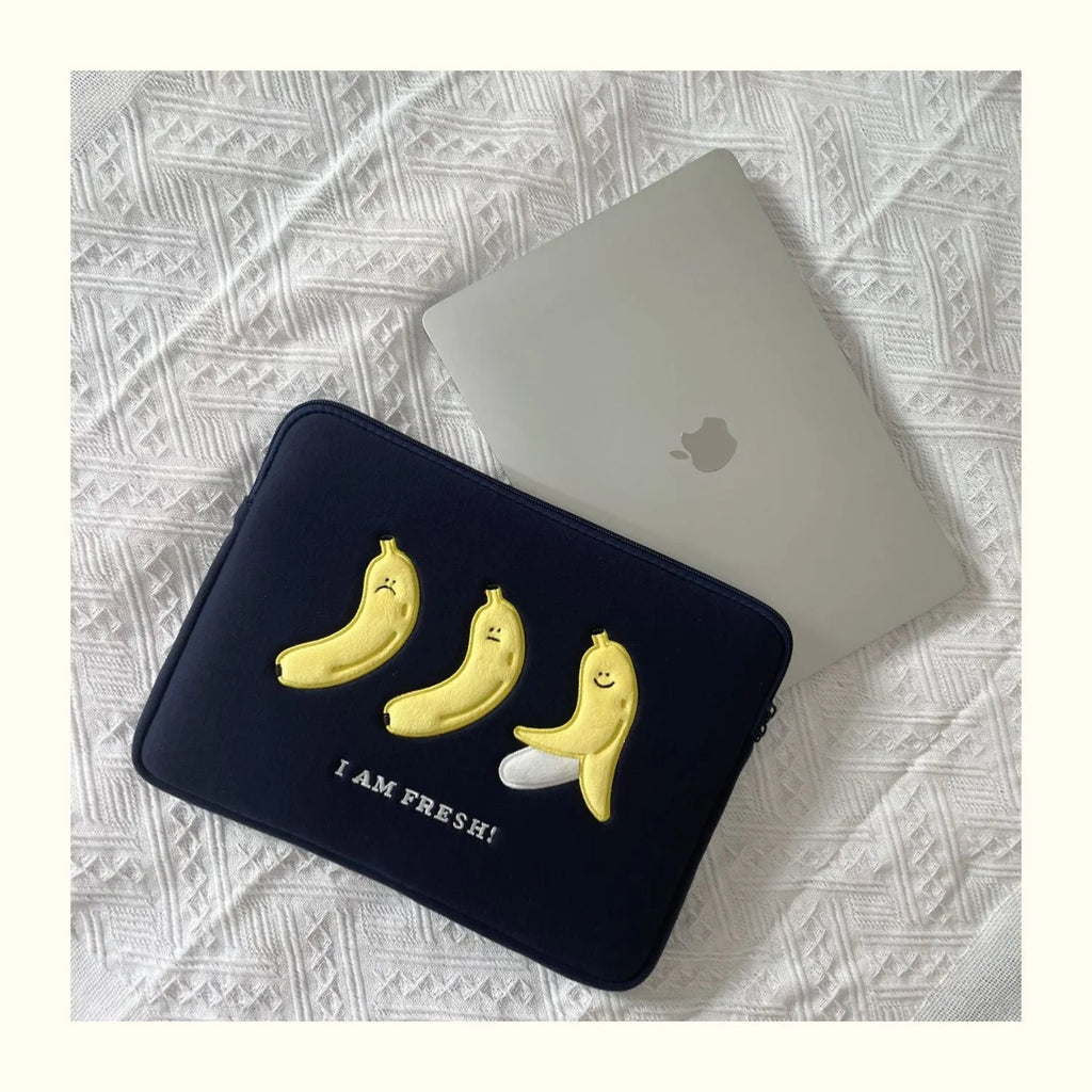 Embroidered animal design laptop sleeve for 13.3 to 15.6 inch computers.