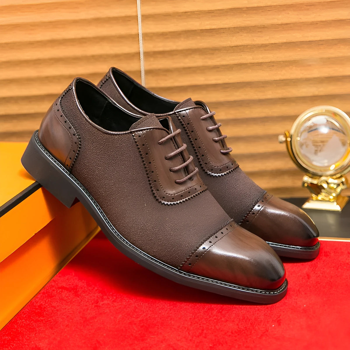 Men's thick-soled raised round toe lace-up business leather shoes in black with PU upper and rubber sole