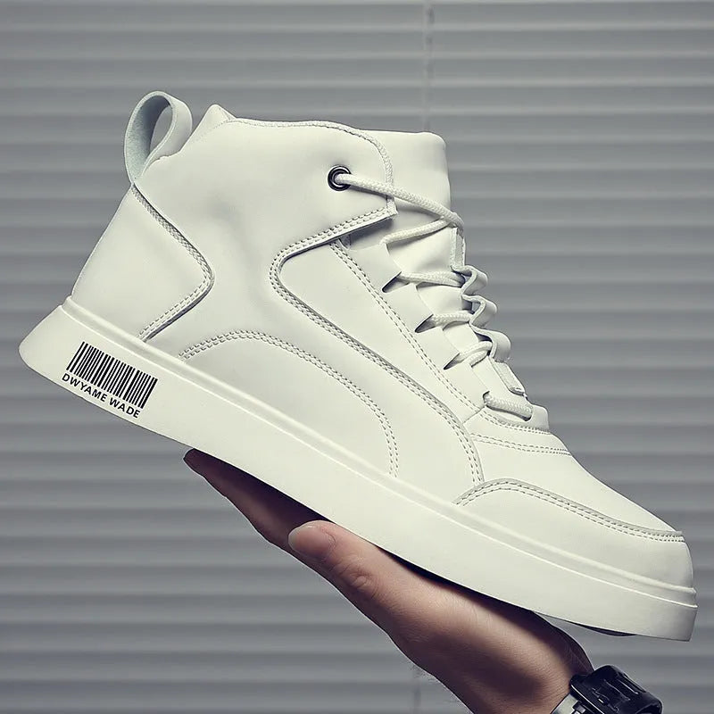 Men's white casual board shoes with mid-top design and round toe shape