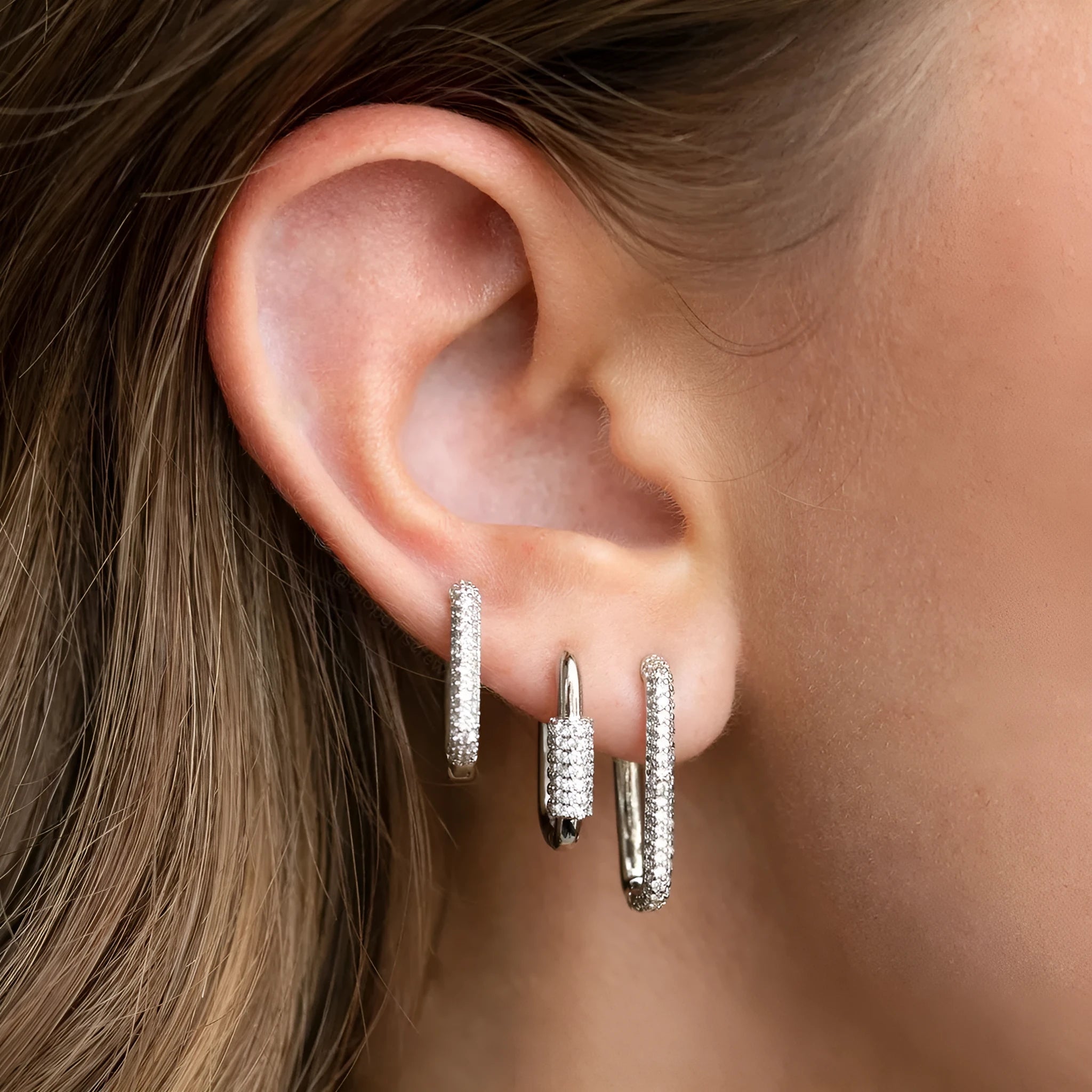 Geometric ear clip set with micro inlaid zircon stones in gold and white colour options