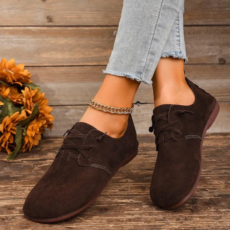 Women's retro flannel casual pumps in brown with corduroy upper, flat heel, and front lace-up