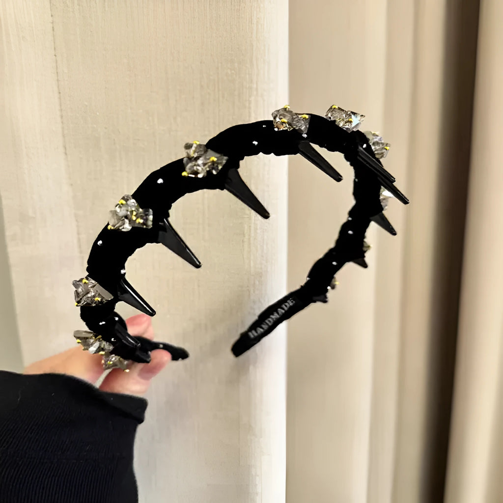 Non-slip velvet hairband for face washing with a crystal wave decoration on top