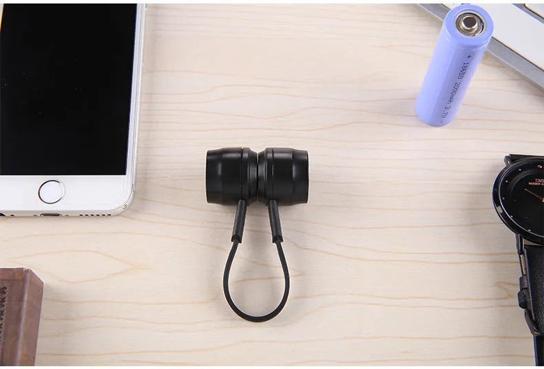 Mini portable keychain emergency charger with 18650 lithium battery slot