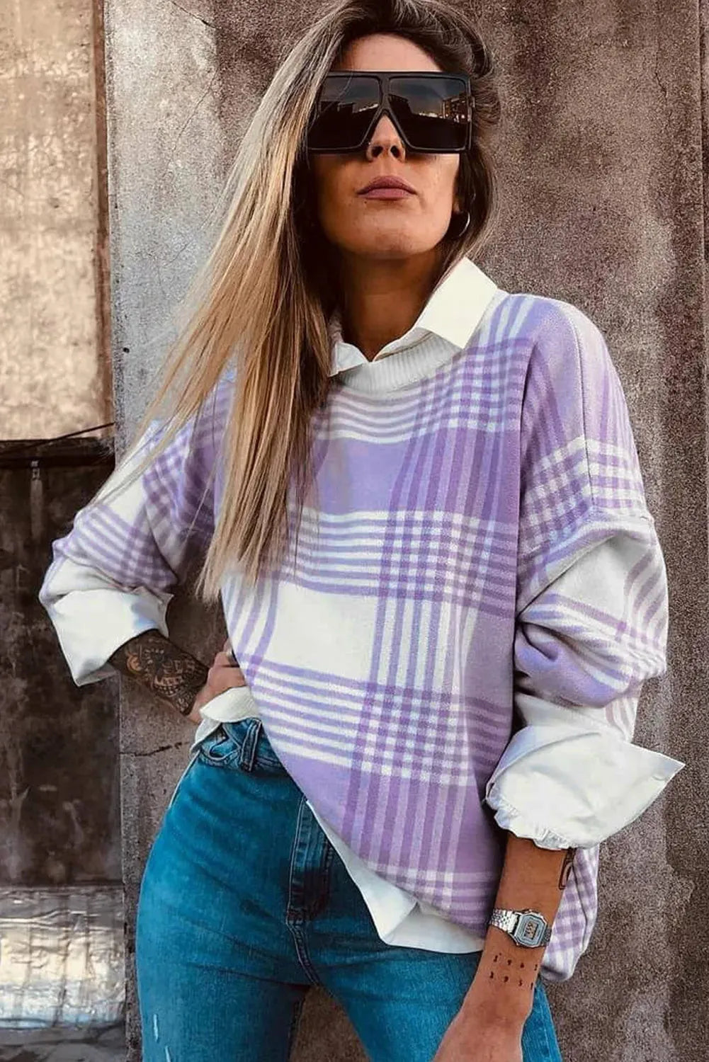 Loose lilac plaid print women's sweater with long sleeves and ribbed trim