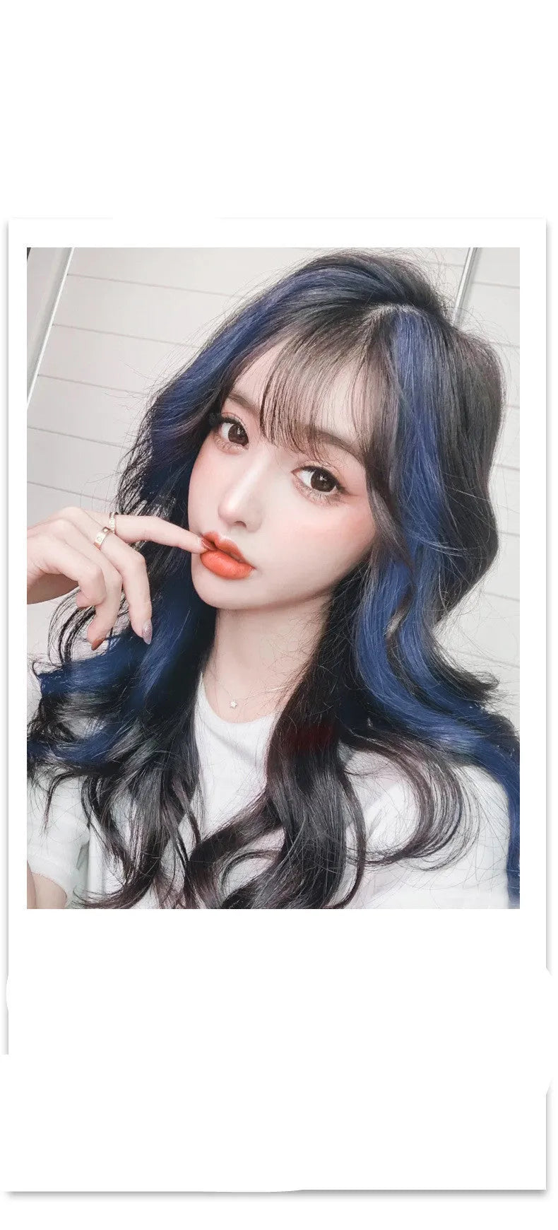 Long curly gradient hair wig patch in mixed silk, showing 60cm length and colour blend.