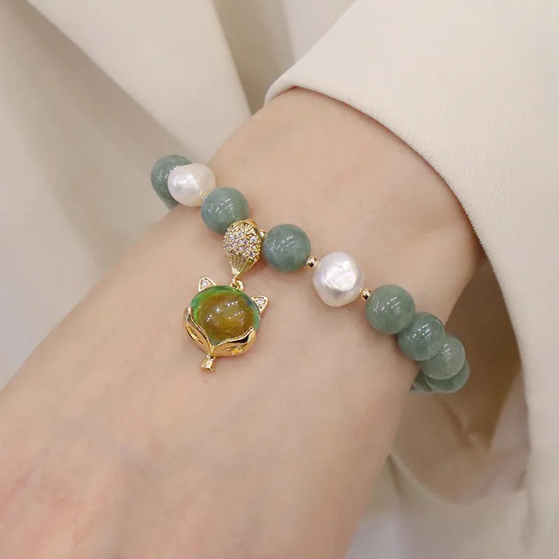 Women's Burma jade warm fox pendant bracelet with freshwater pearl accessories