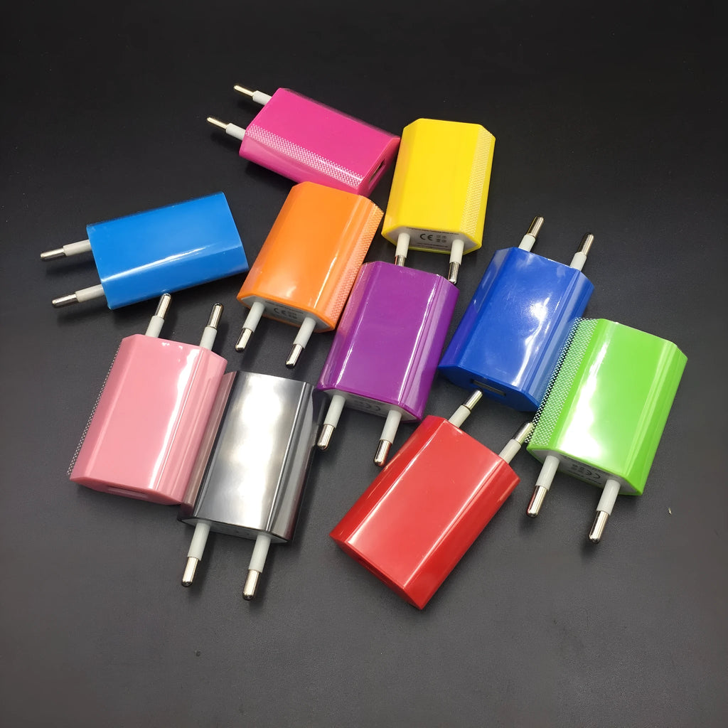 With Core brand European standard single port USB mobile phone charger flat plug white colour