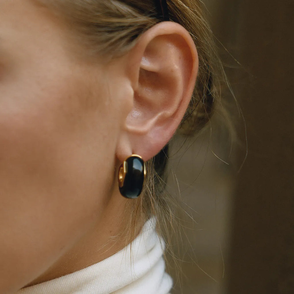 Resin stainless steel stud earrings with geometric ring design in black electroplated finish for women
