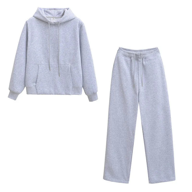 Women's hooded sweater and wide-leg pants set in solid colour polyester blend, beige top and camel trousers