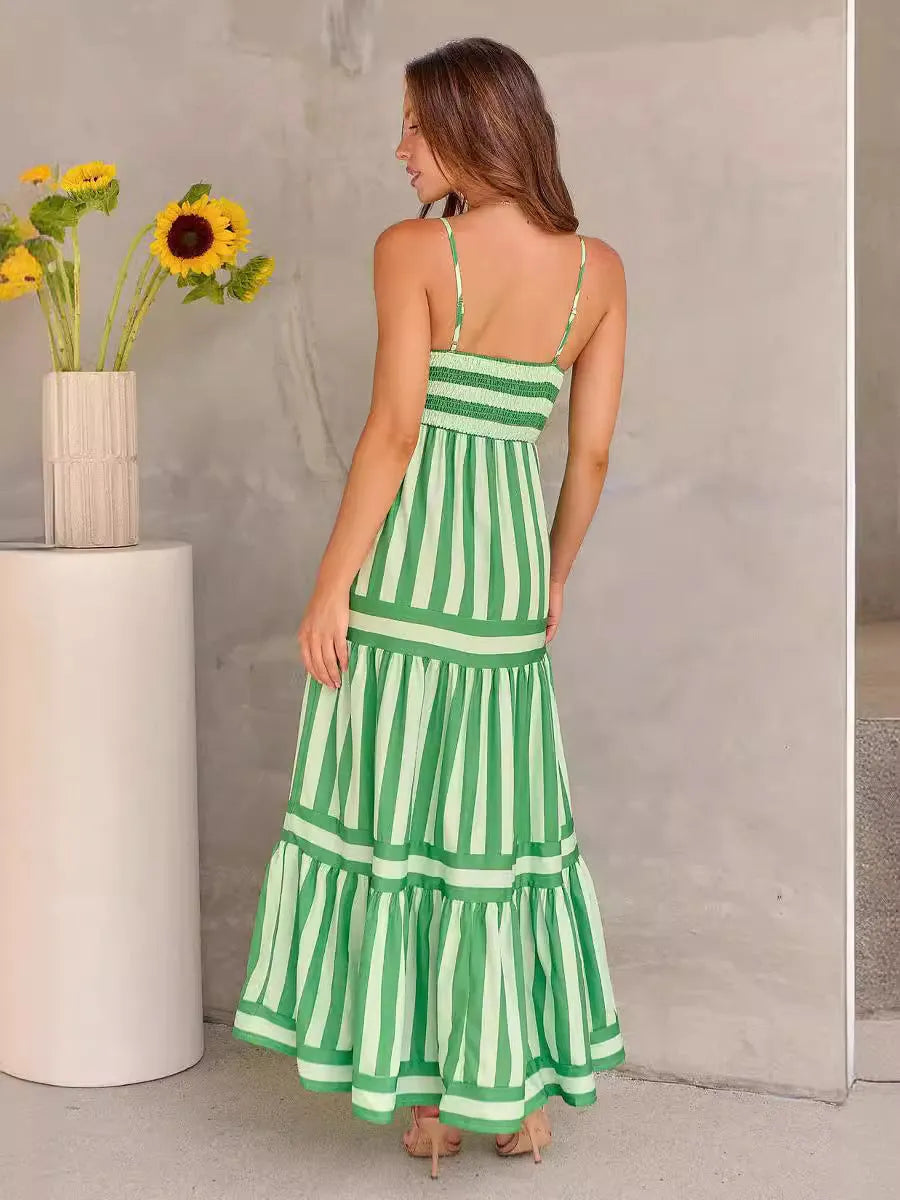 Women's backless summer dress with square neck, suspender straps and side pockets in striped pattern