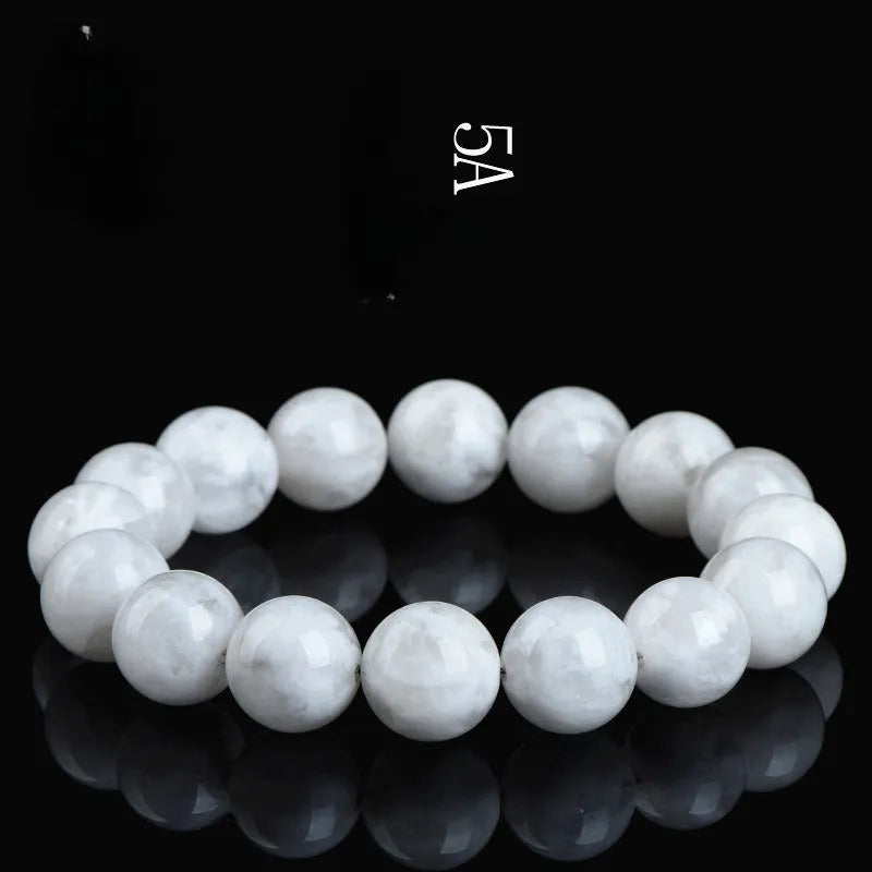 Geometric women's crystal bracelet with blizzard snowflake round beads and Ruyi Xiangyun elements