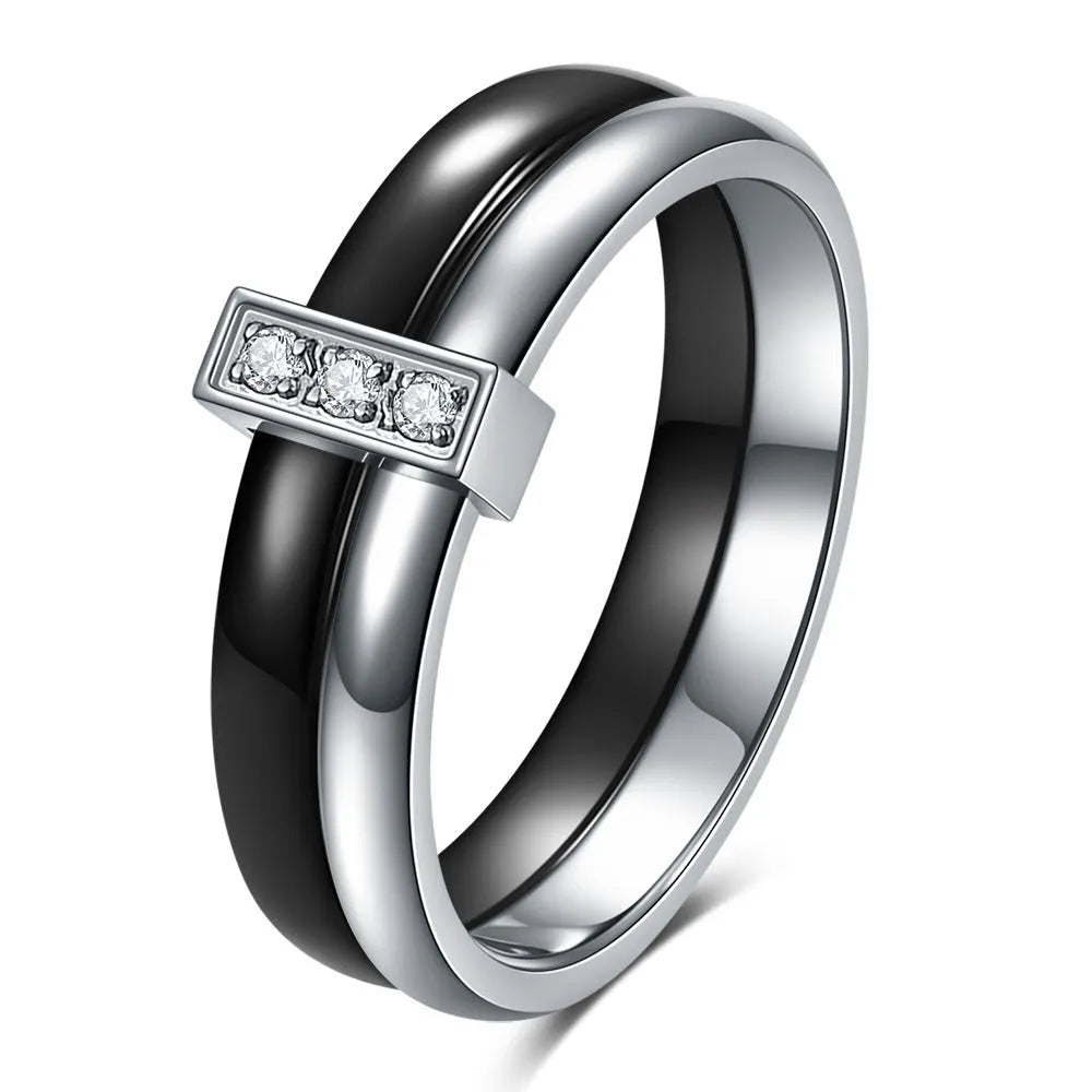Ceramic women's ring with glossy stitching and zirconium inlay in 6mm thickness